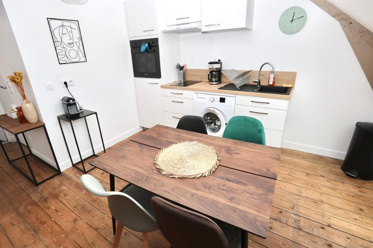 Napoleon Gare 8 T2 Dernier Etage Bylocly Apartment Pontivy Ngoại thất bức ảnh